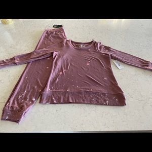 Chaser Brand lounge set size medium. Mauve Pink with pink glitter stars.